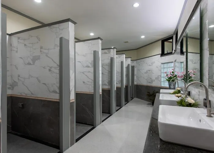 Hotel Peya Rama-7 4*